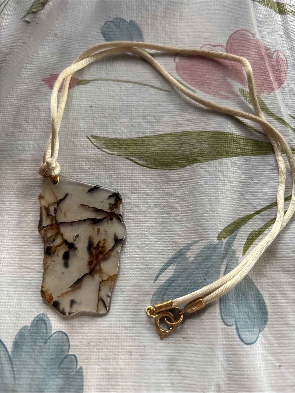 Beige and Brown Marbled Stone Pendant Necklace - Women Jewelry